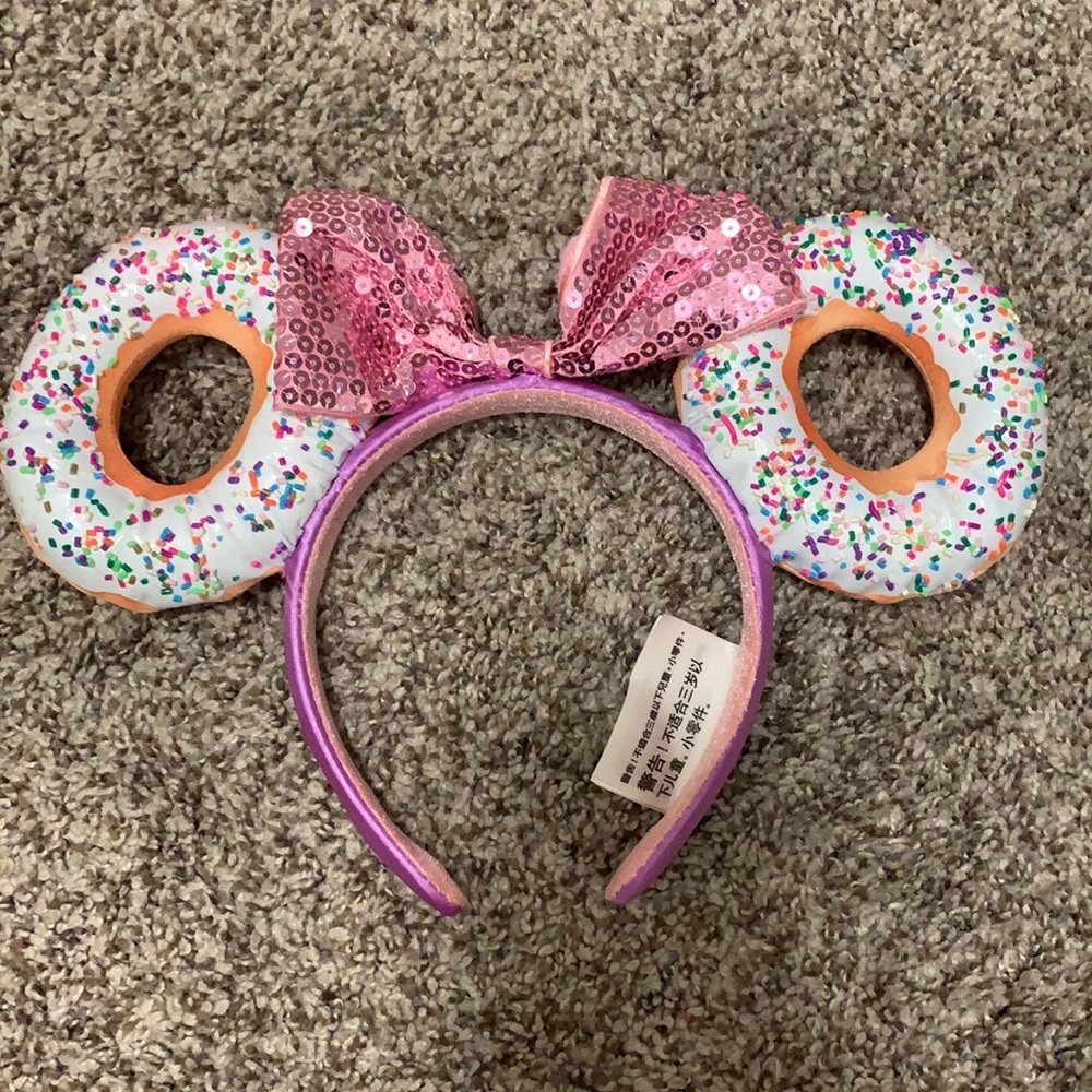 Disney donut ears!